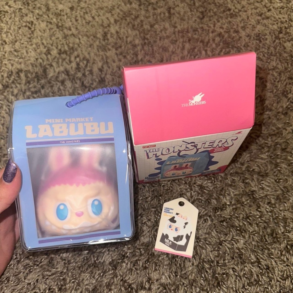 Mini Market Labubu Figure